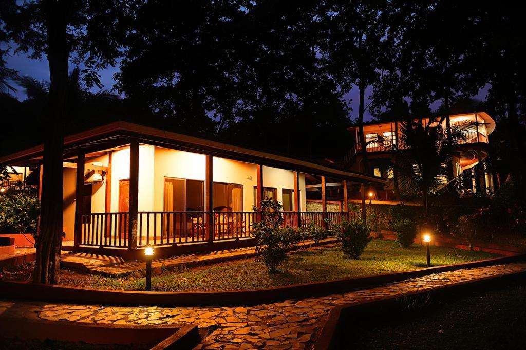 Hotel Sugar Beach Las Catalinas Экстерьер фото